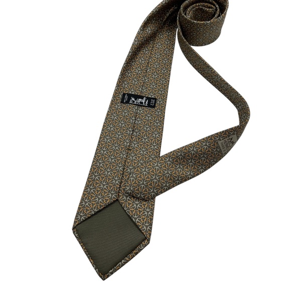 HERMÈS 5512 UA Gray/Gold Chain Link Silk LUXURY Tie FRANCE - Picture 2 of 5